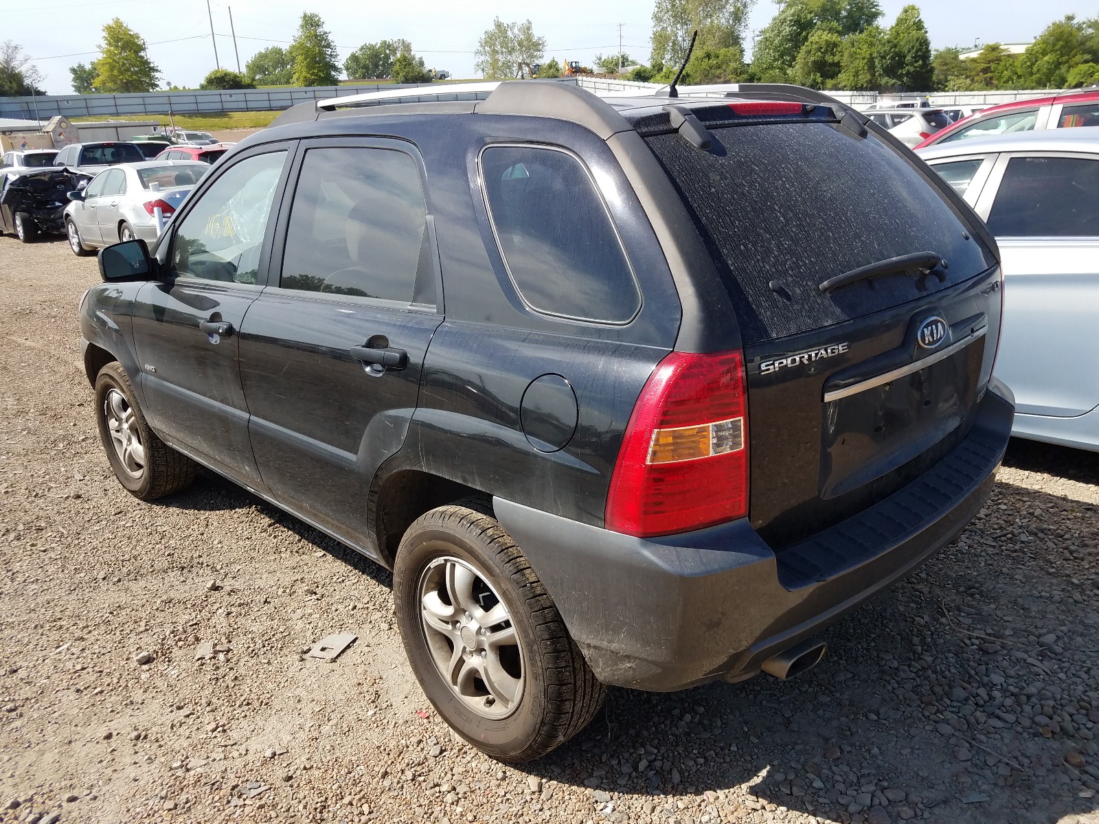 Photo 3 from auction – 2008 KIA SPORTAGE E with VIN KNDJE723587465107