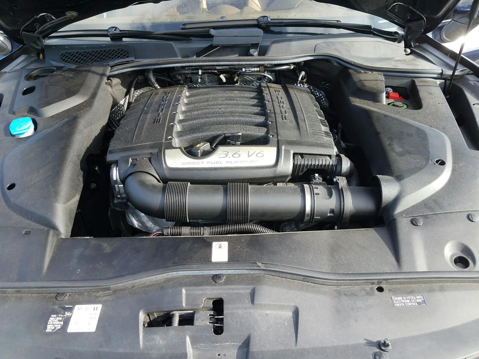 Photo 7 from auction – 2016 PORSCHE CAYENNE with VIN WP1AA2A29GKA08852