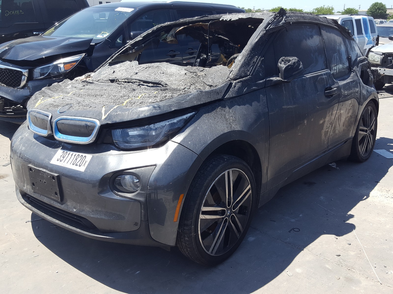 Photo 2 from auction – 2017 BMW I3 REX with VIN WBY1Z8C56HV889416