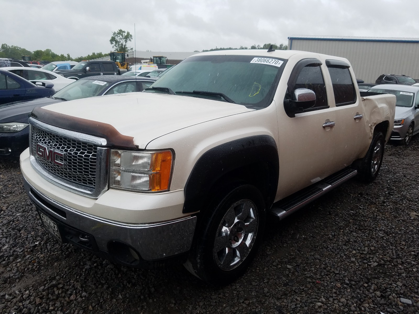 Photo 2 from auction – 2011 GMC SIERRA K15 with VIN 3GTP2WE3XBG146158
