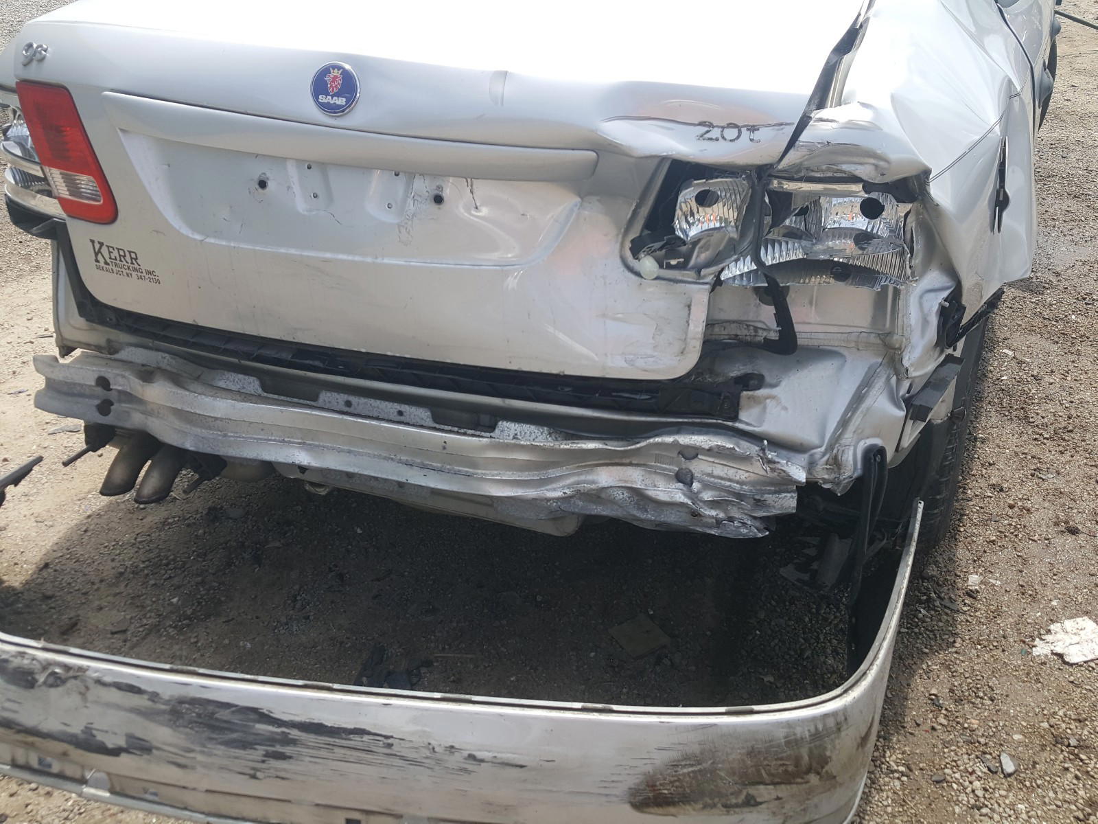 Photo 9 from auction – 2004 SAAB 9-3 LINEAR with VIN YS3FB49S741017449