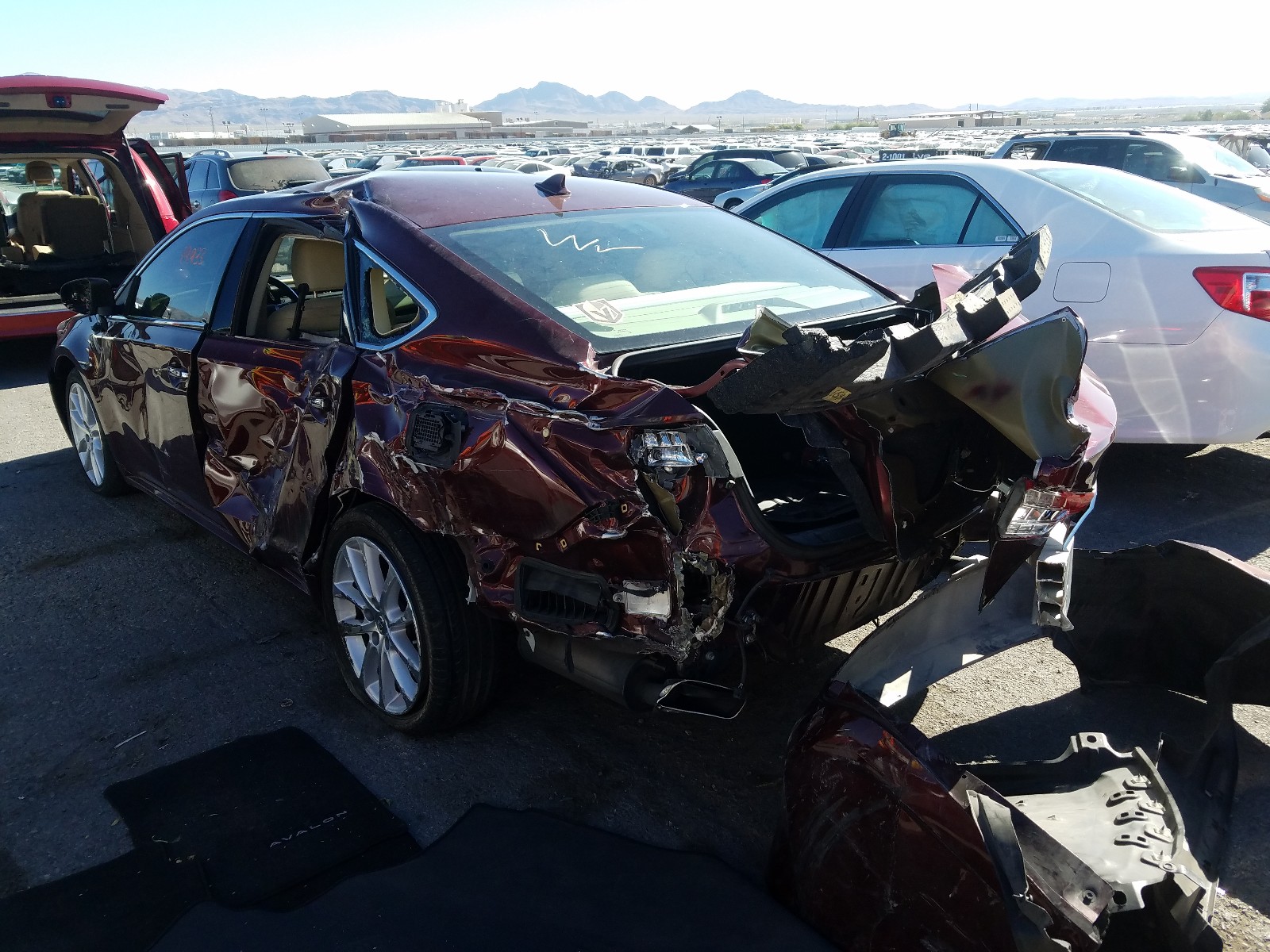 Photo 3 from auction – 2013 TOYOTA AVALON BAS with VIN 4T1BK1EB5DU044766