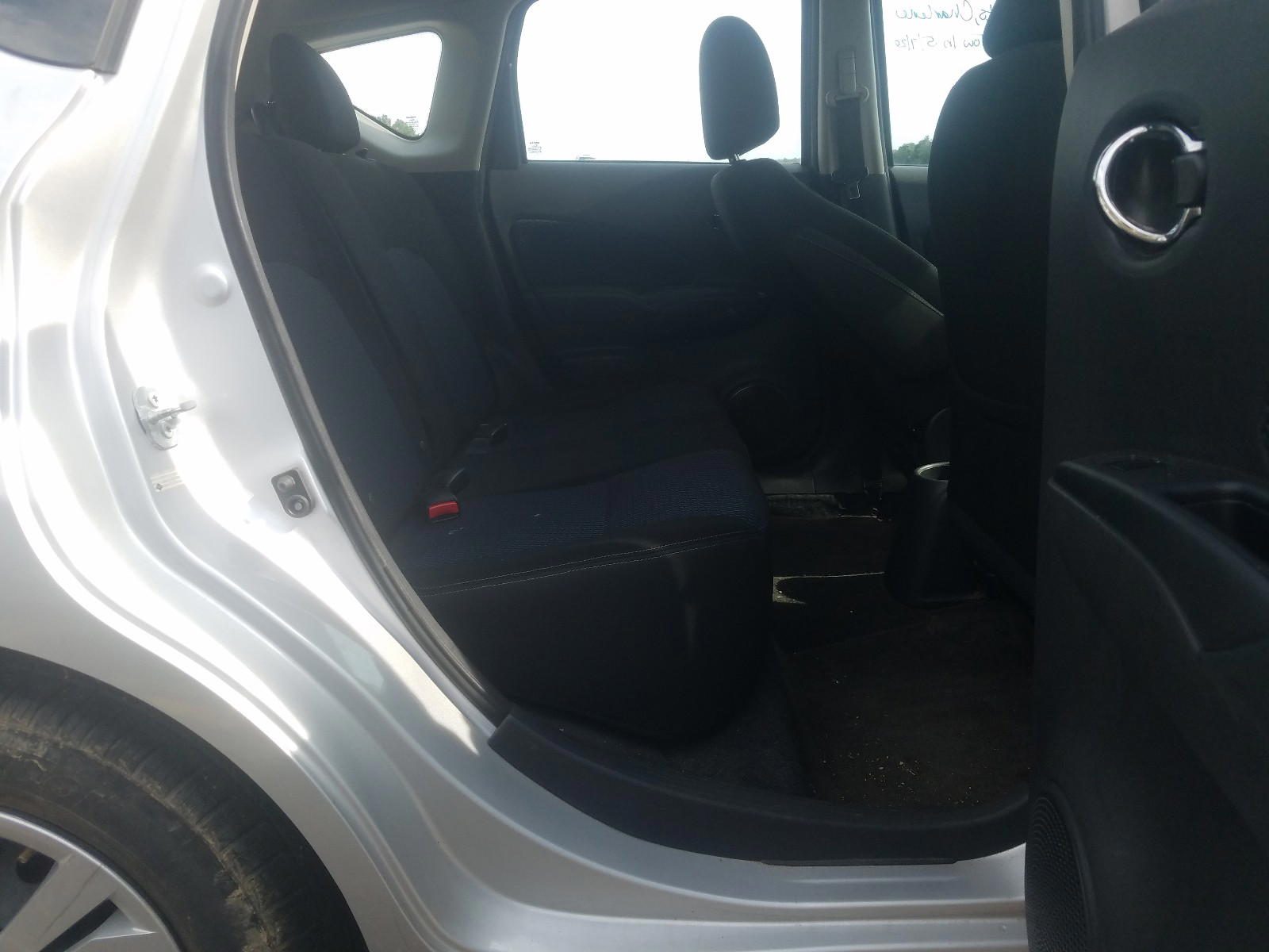 Photo 6 from auction – 2017 NISSAN VERSA NOTE with VIN 3N1CE2CP2HL367356
