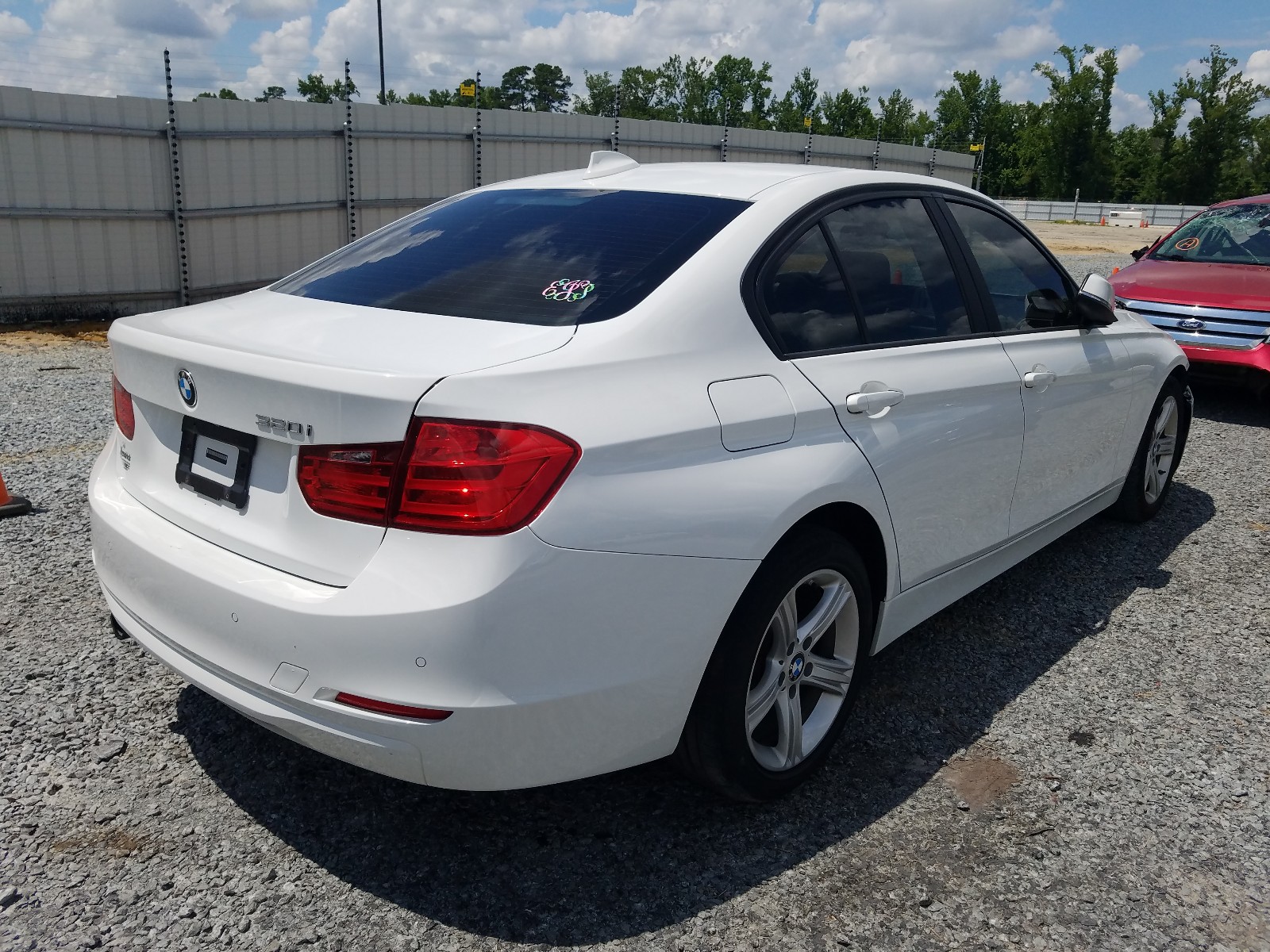 Photo 4 from auction – 2015 BMW 320 I with VIN WBA3B1G5XFNT64711