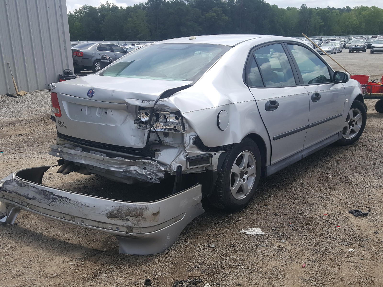 Photo 4 from auction – 2004 SAAB 9-3 LINEAR with VIN YS3FB49S741017449