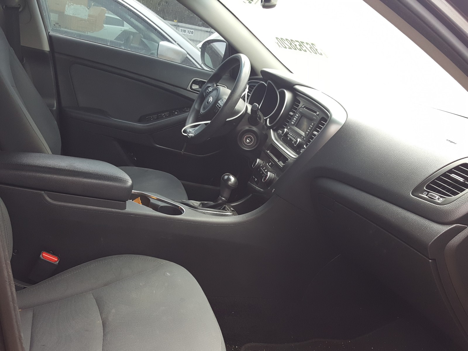 Photo 5 from auction – 2015 KIA OPTIMA LX with VIN 5XXGM4A76FG441144