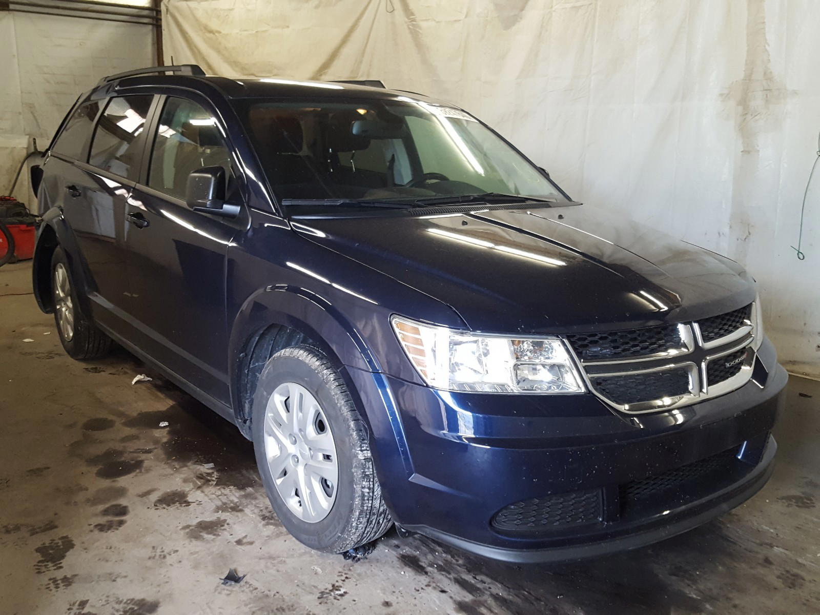 DODGE JOURNEY SE 2019 with VIN 3C4PDCAB2KT751398 - Photo from auction