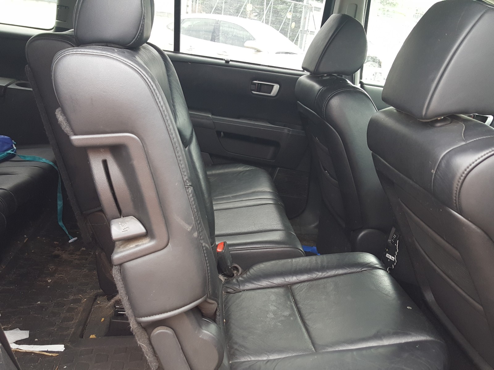 صورة رقم 6 من المزاد - 2011 HONDA PILOT TOUR مع VIN 5FNYF3H95BB036812