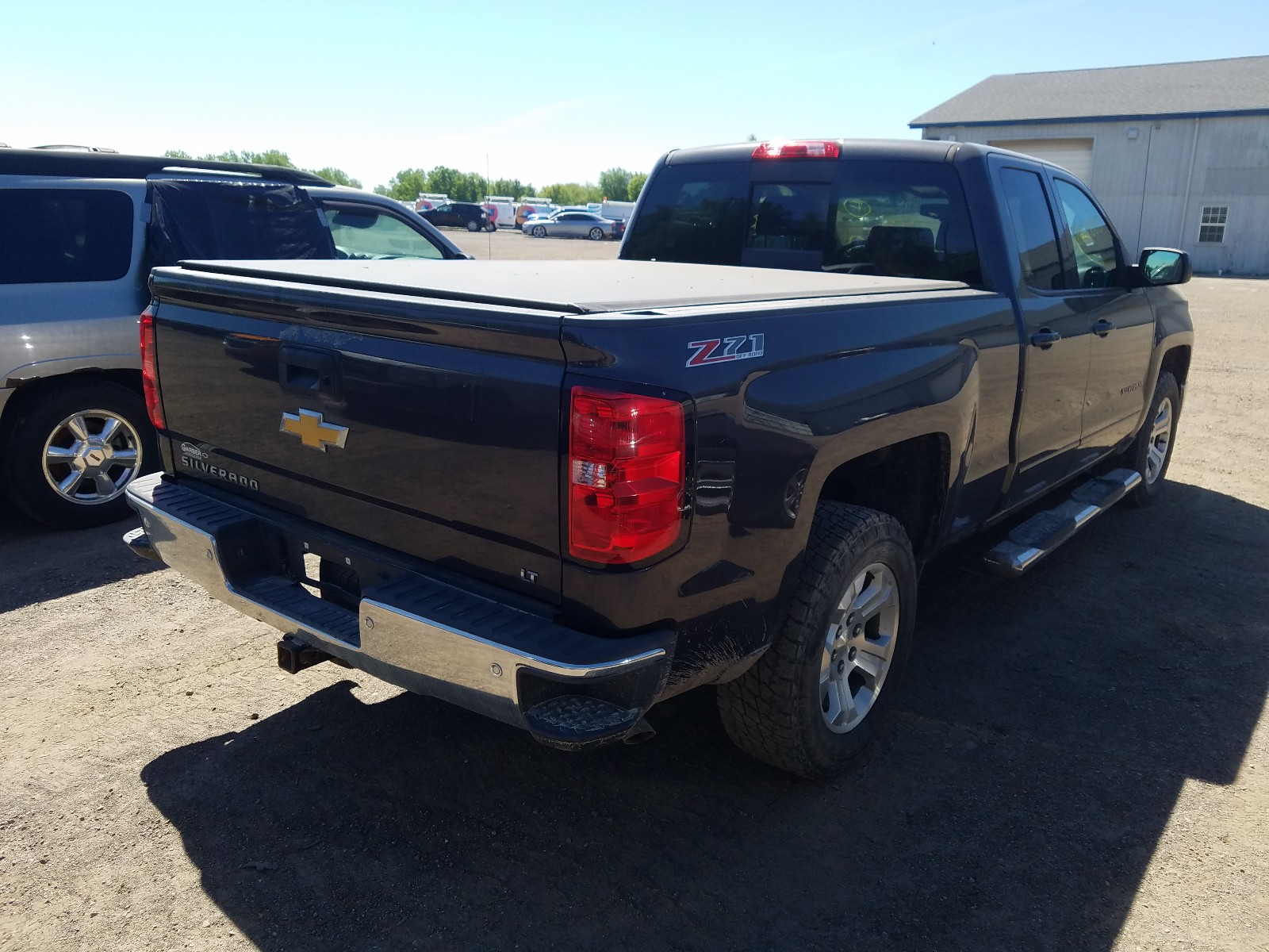 Photo 4 from auction – 2015 CHEVROLET SILVERADO with VIN 1GCVKREC1FZ228763