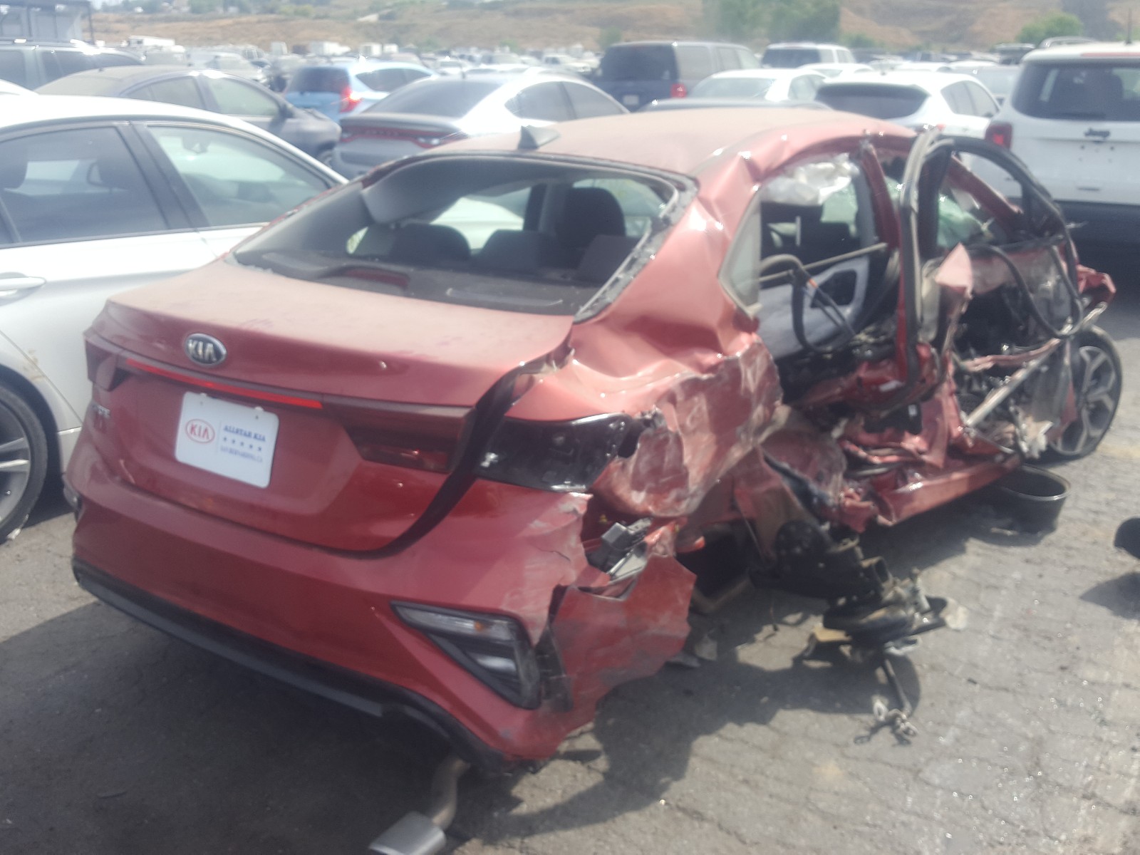 Photo 4 from auction – 2020 KIA FORTE FE with VIN 3KPF24AD7LE217215