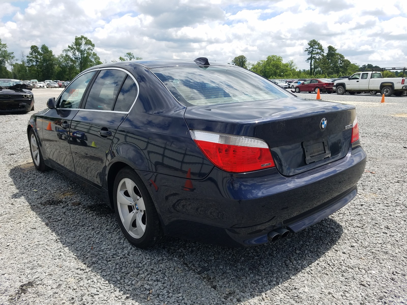 Photo 3 from auction – 2006 BMW 530 I with VIN WBANE735X6CM42442