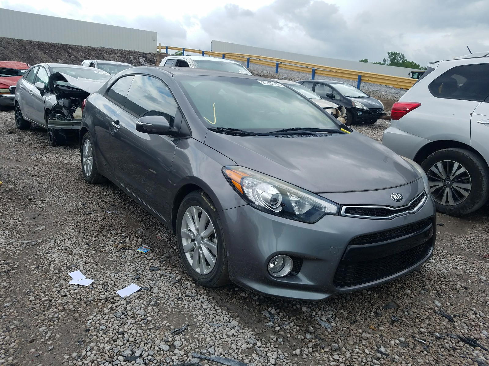 KIA FORTE EX 2016 with VIN KNAFX6A84G5574219 - Photo from auction