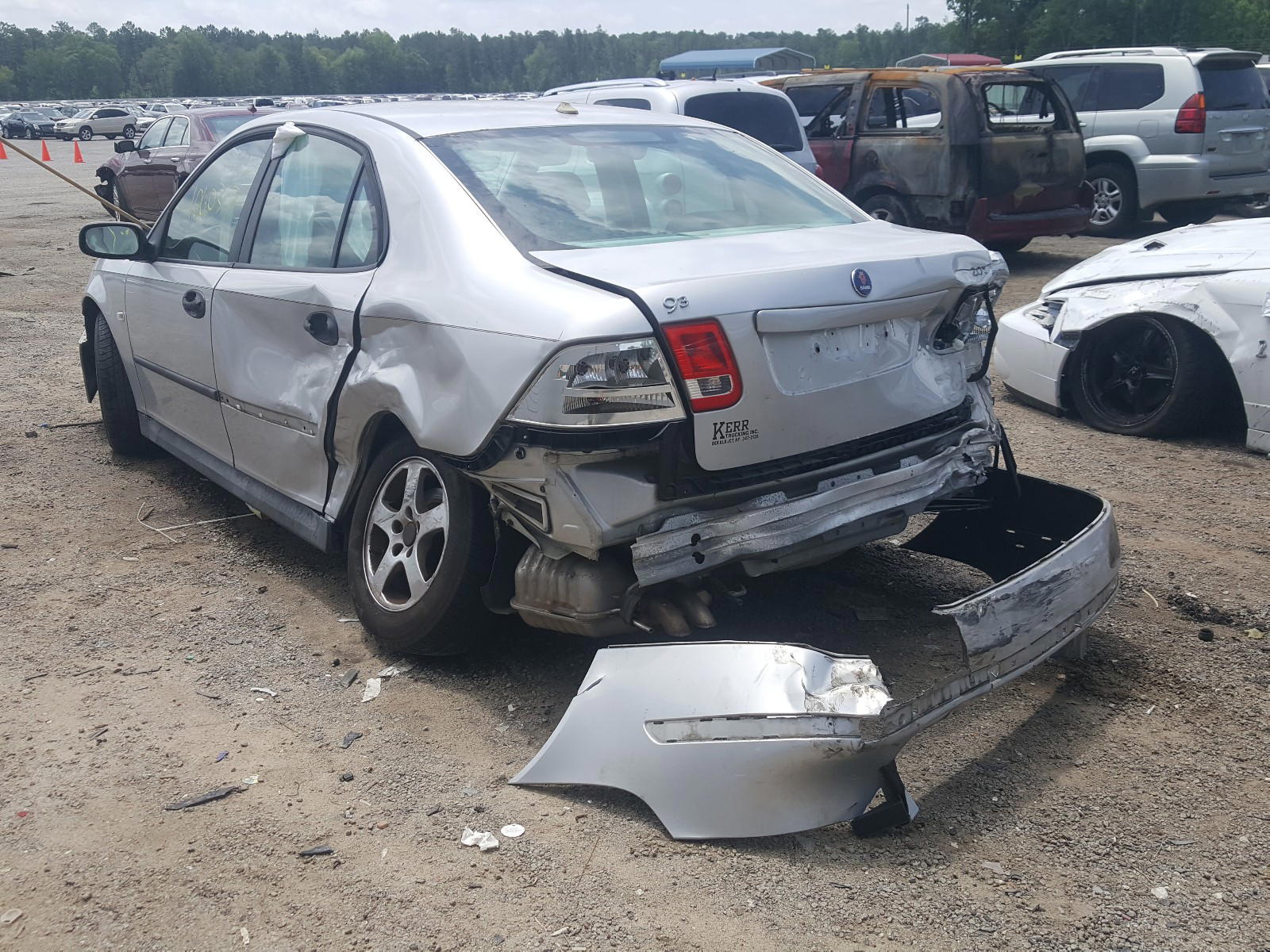 Photo 3 from auction – 2004 SAAB 9-3 LINEAR with VIN YS3FB49S741017449