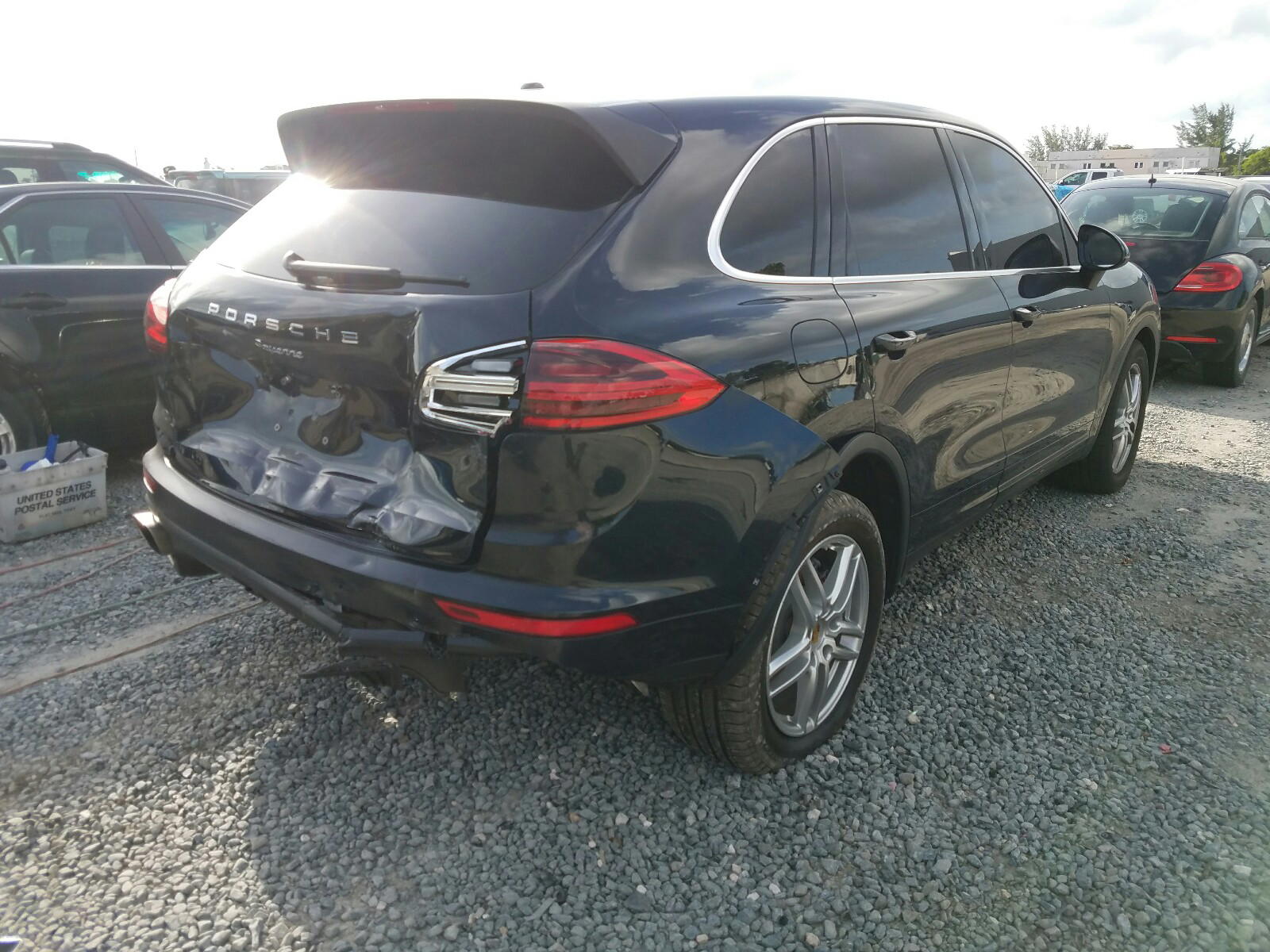 Photo 4 from auction – 2016 PORSCHE CAYENNE with VIN WP1AA2A29GKA08852