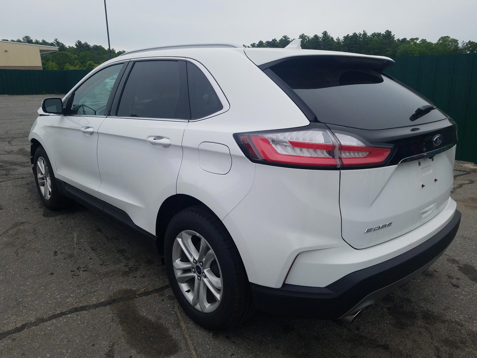 Photo 3 from auction – 2020 FORD EDGE SEL with VIN 2FMPK4J93LBA44571