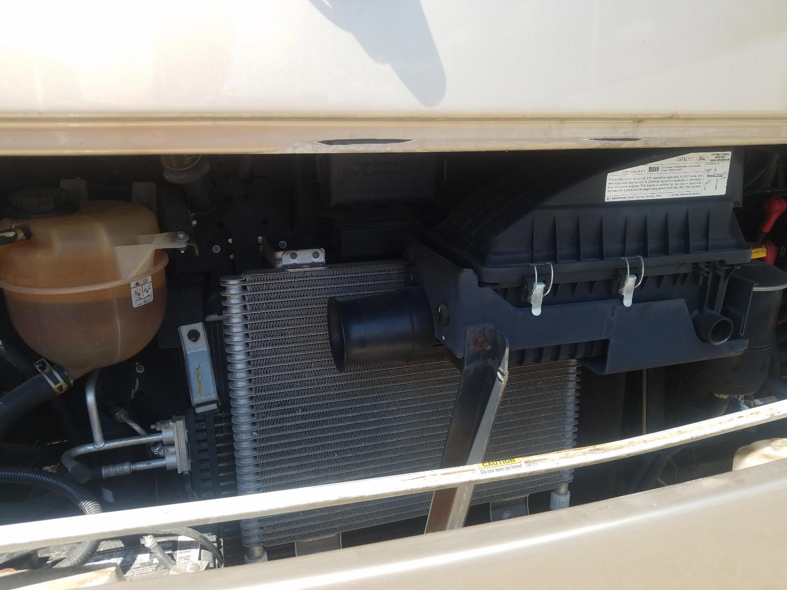 Photo 7 from auction – 2008 TERR CAMPER with VIN 1F6NF53Y270A04759