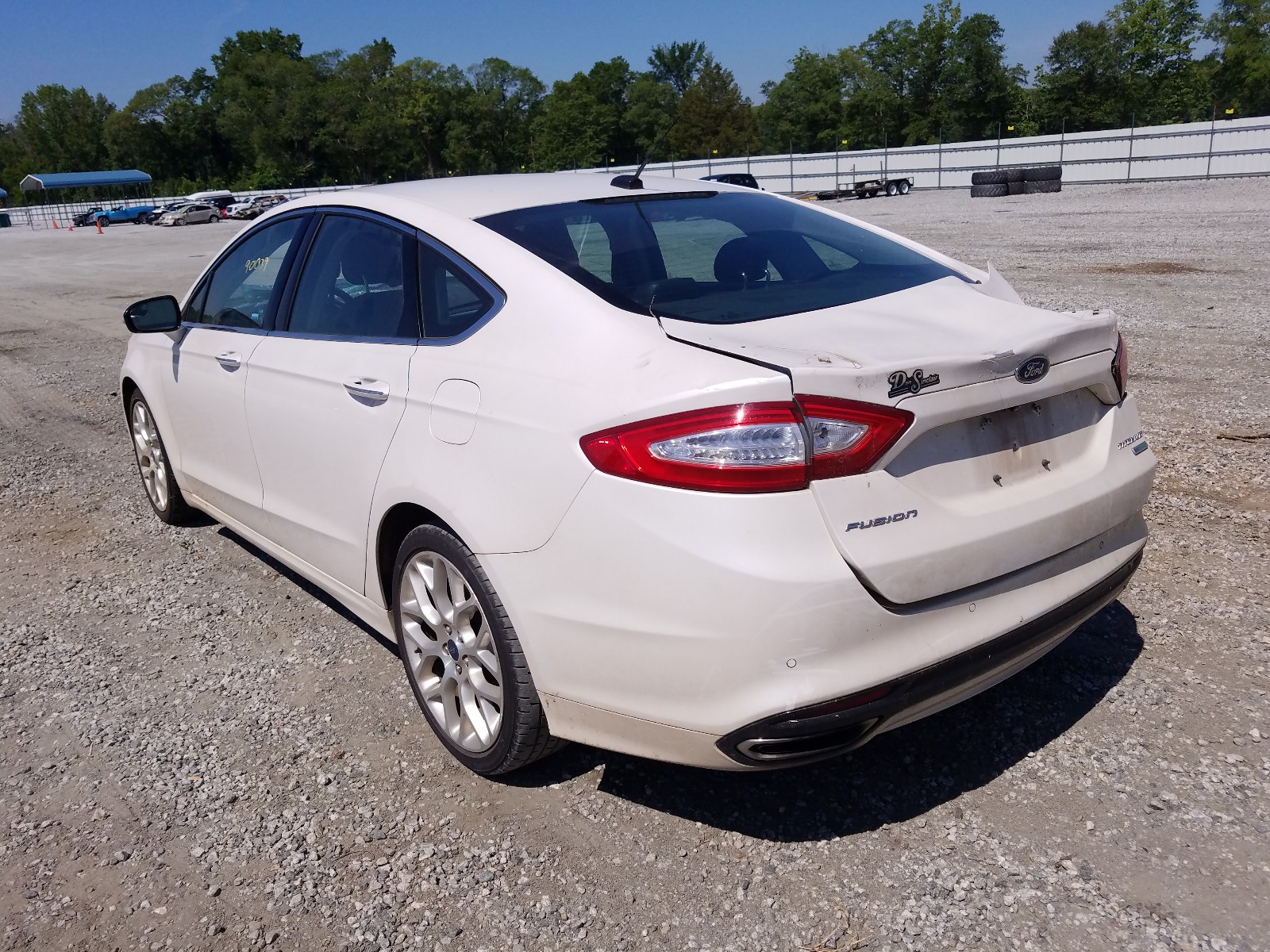 Photo 3 from auction – 2014 FORD FUSION TIT with VIN 3FA6P0K91ER225753