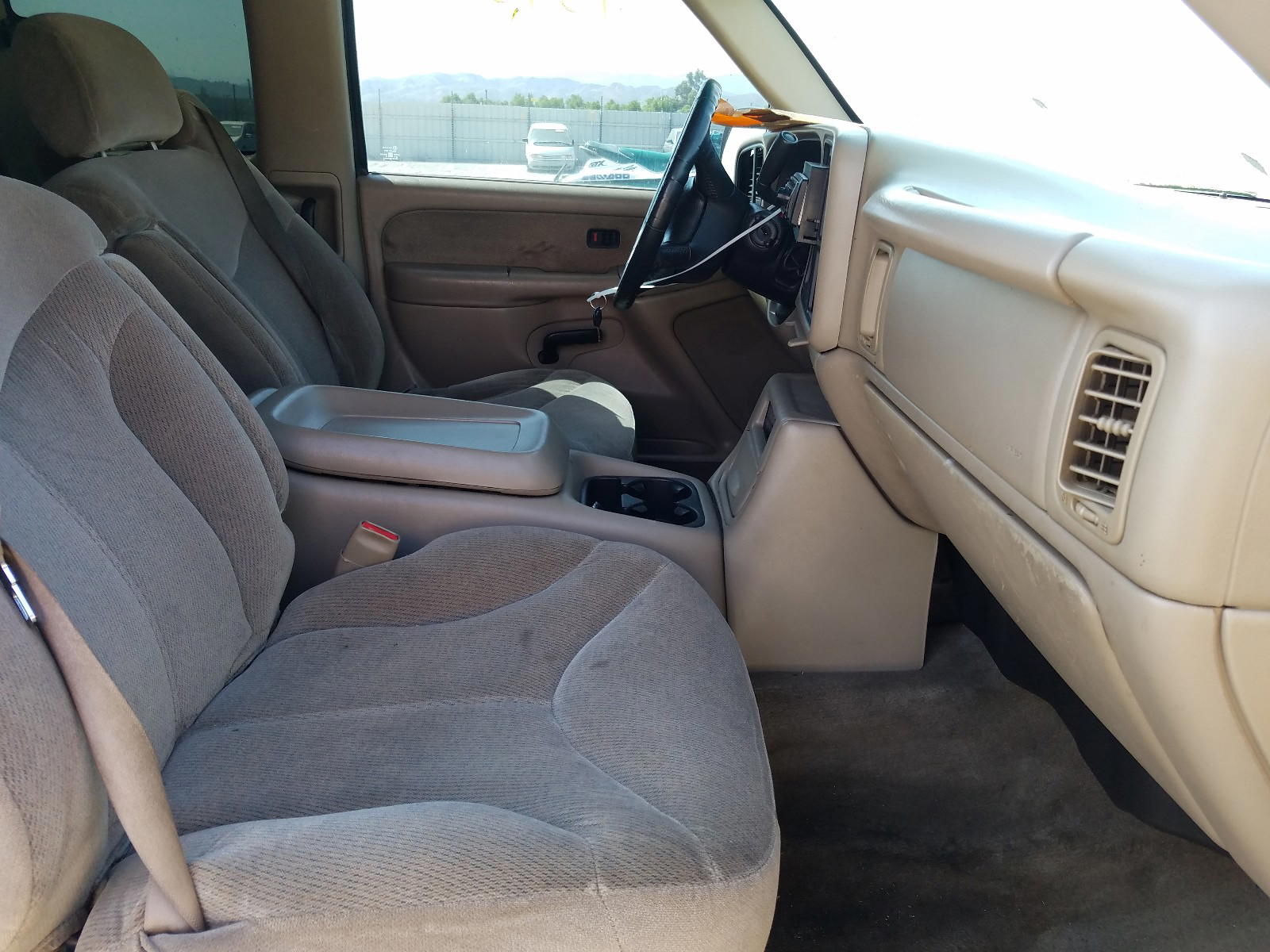 Photo 5 from auction – 2001 GMC NEW SIERRA with VIN 2GTEC19T811136267