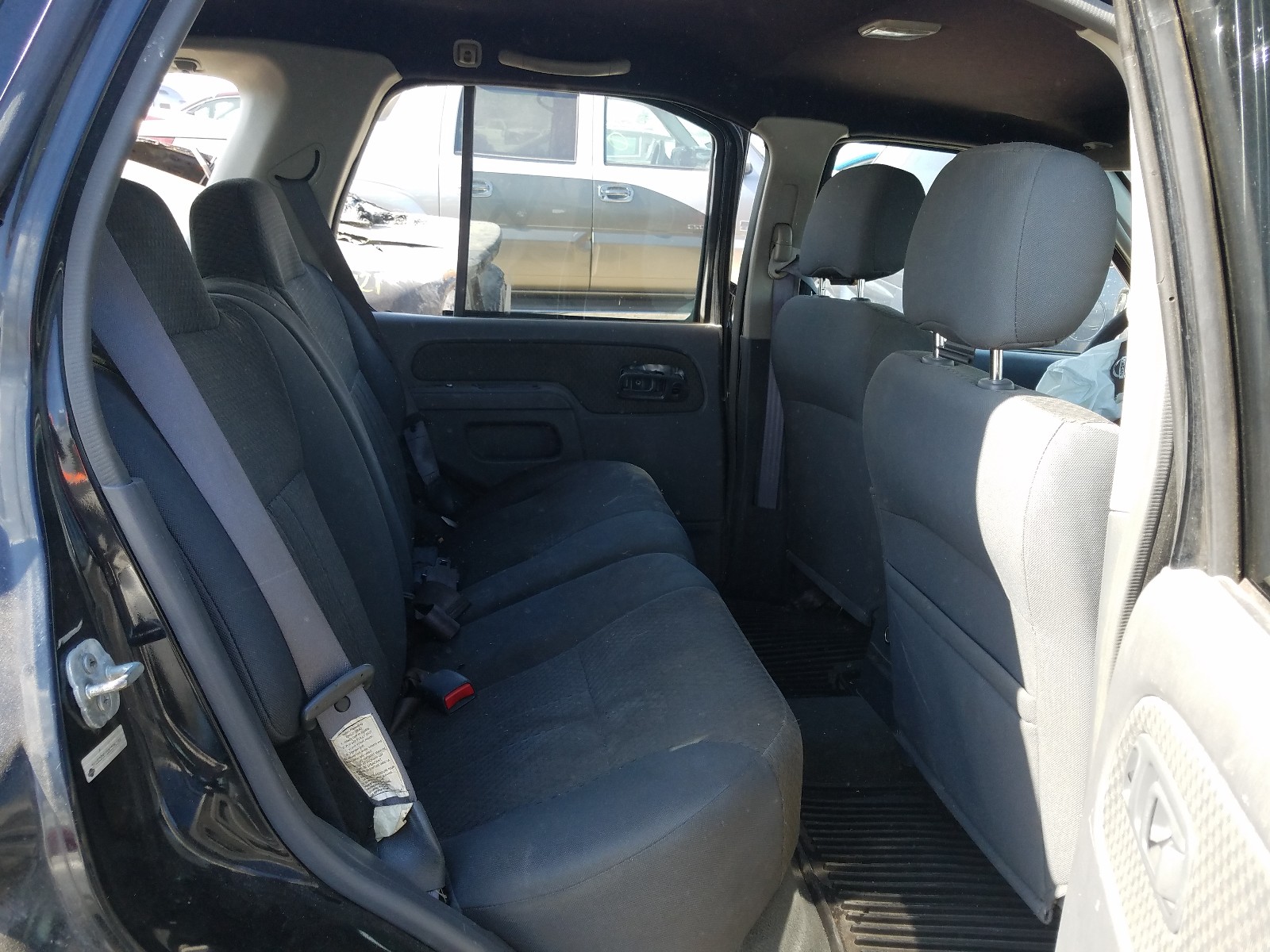 Photo 6 from auction – 2002 NISSAN XTERRA XE with VIN 5N1ED28Y22C596144