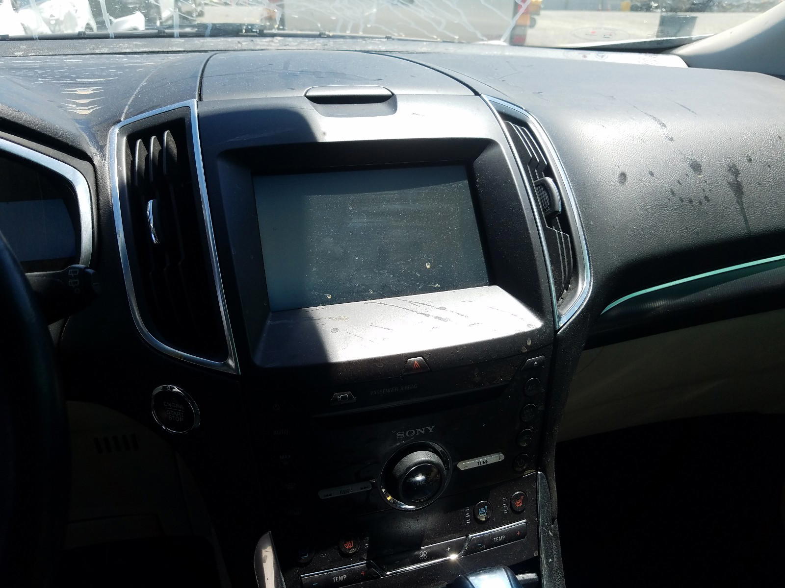 Photo 9 from auction – 2015 FORD EDGE TITAN with VIN 2FMPK4K83FBC00313