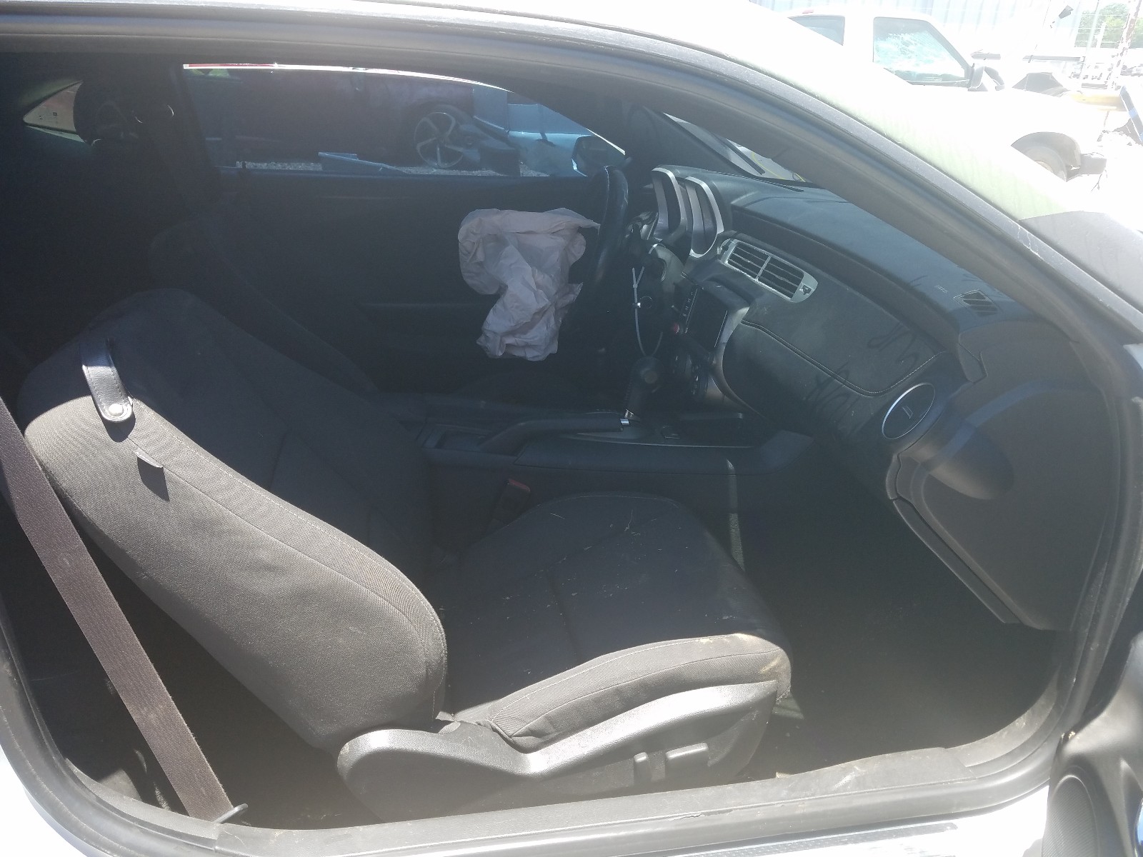 Photo 5 from auction – 2013 CHEVROLET CAMARO SS with VIN 2G1FJ1EJ5D9172186