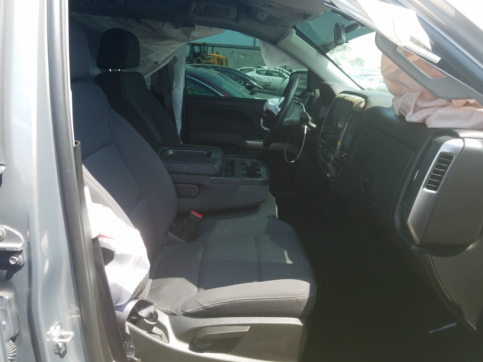 Photo 5 from auction – 2017 CHEVROLET SILVERADO with VIN 1GCVKREC9HZ298191