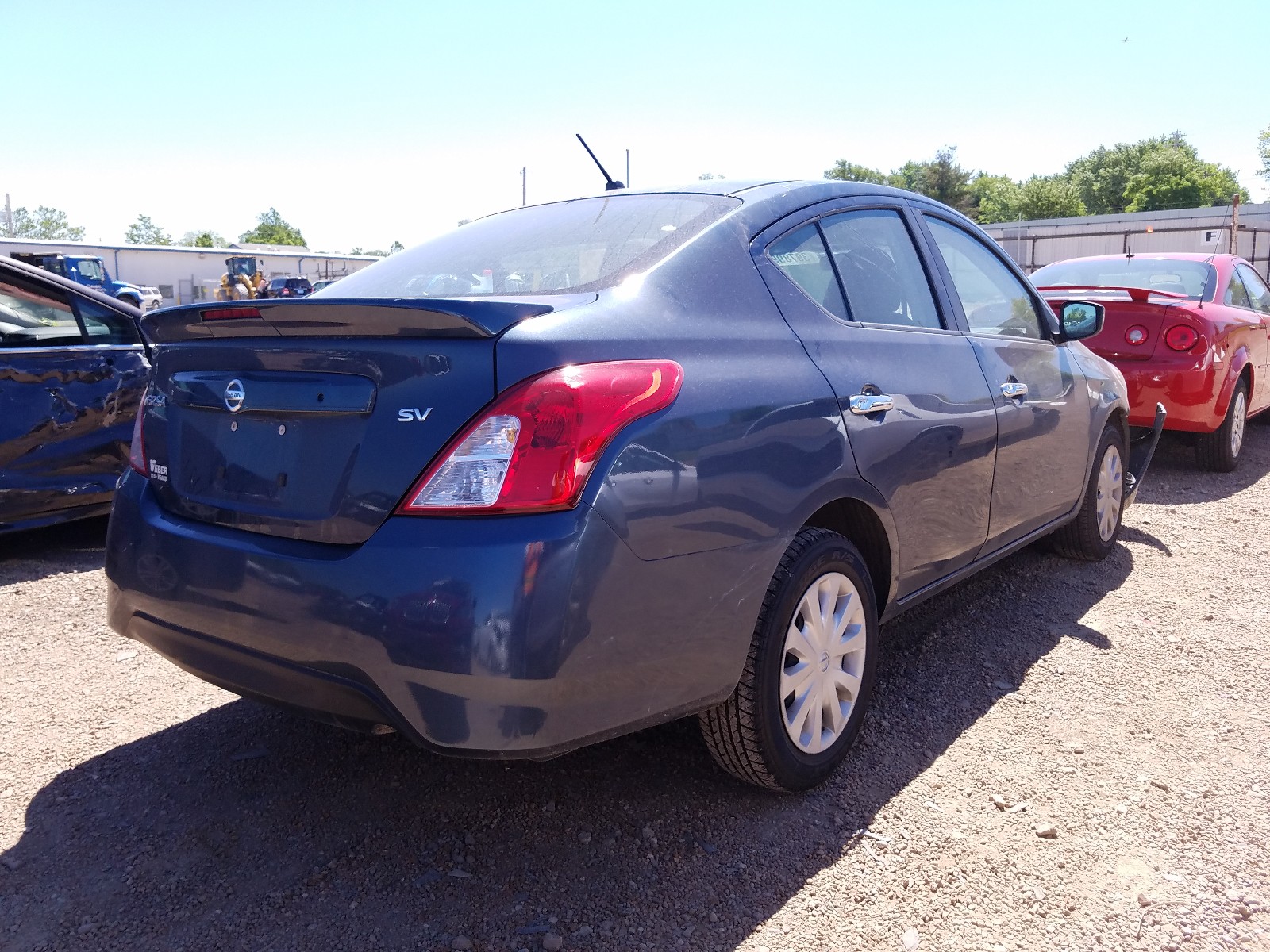 Photo 4 from auction – 2017 NISSAN VERSA S with VIN 3N1CN7APXHL843482