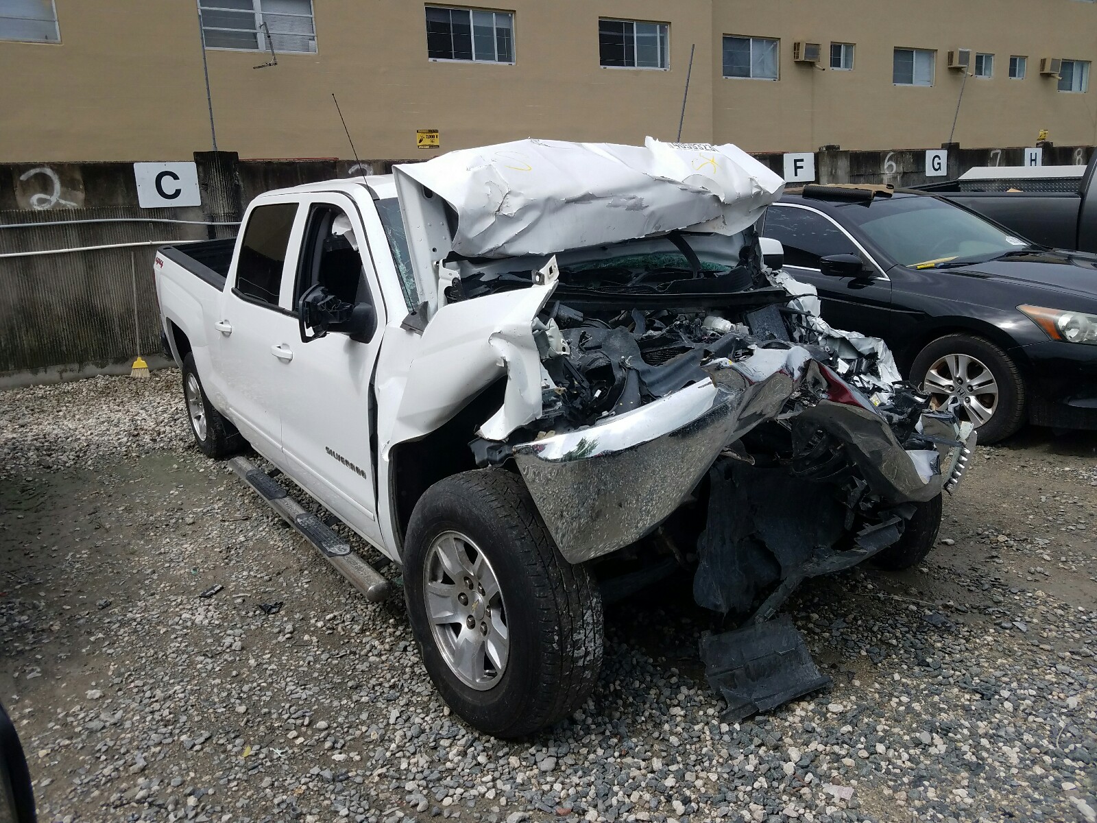 Zdjęcie 11 z aukcji – 2017 CHEVROLET SILVERADO z VIN 3GCUKREC7HG356908