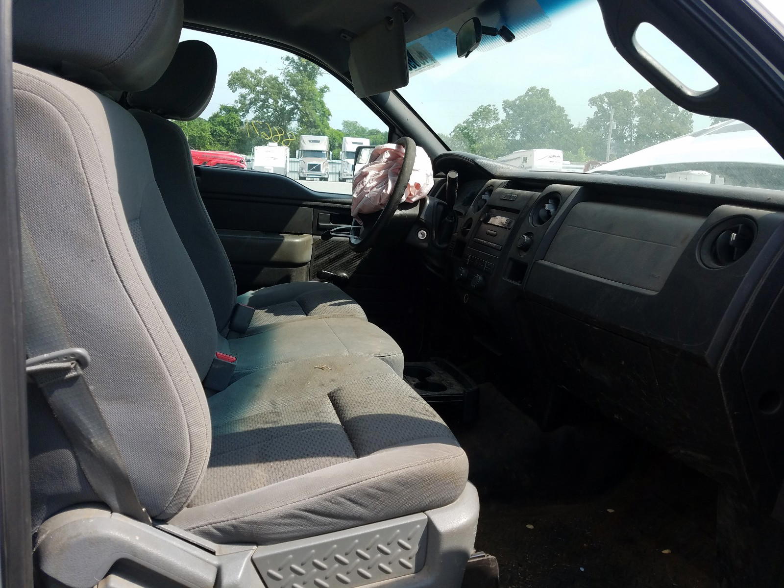 Photo 5 from auction – 2012 FORD F150 with VIN 1FTNF1CFXCKD39769