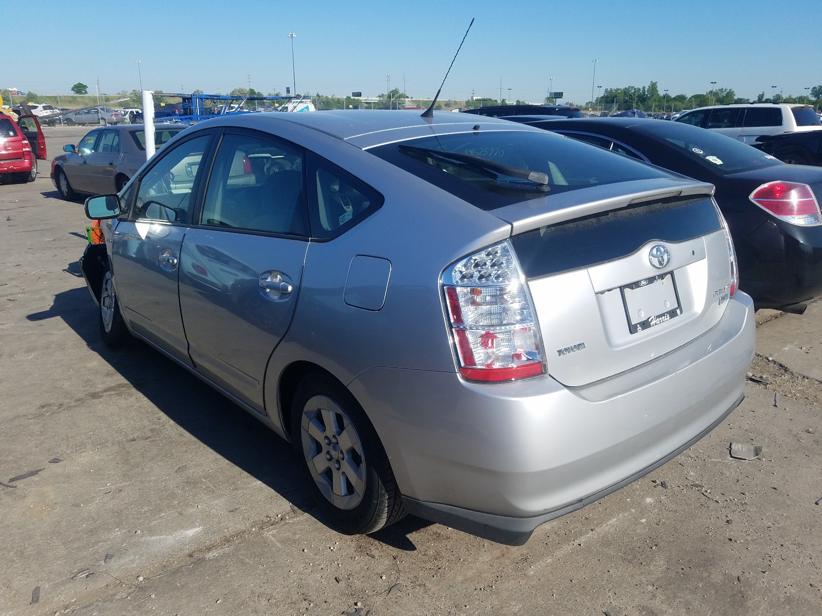 Photo 3 from auction – 2007 TOYOTA PRIUS with VIN JTDKB20U477569839
