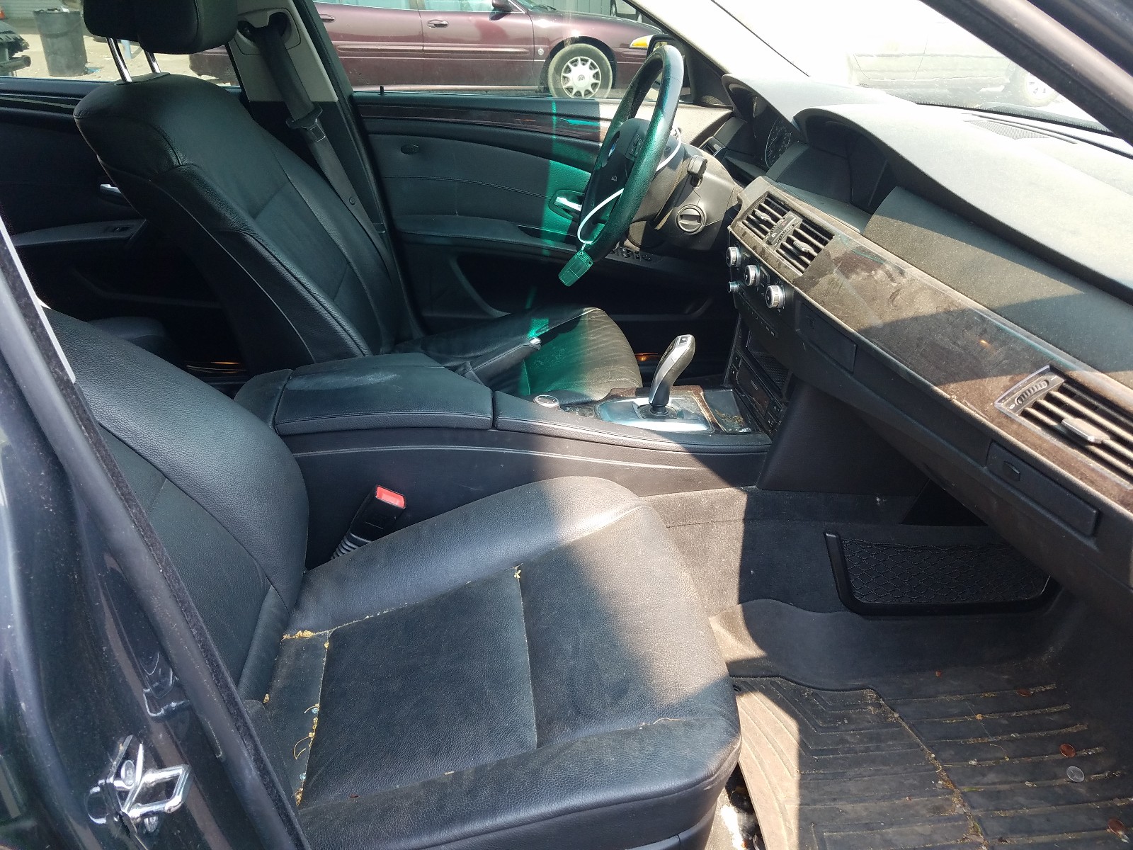 Photo 5 from auction – 2009 BMW 535 XI with VIN WBANV93599C133271