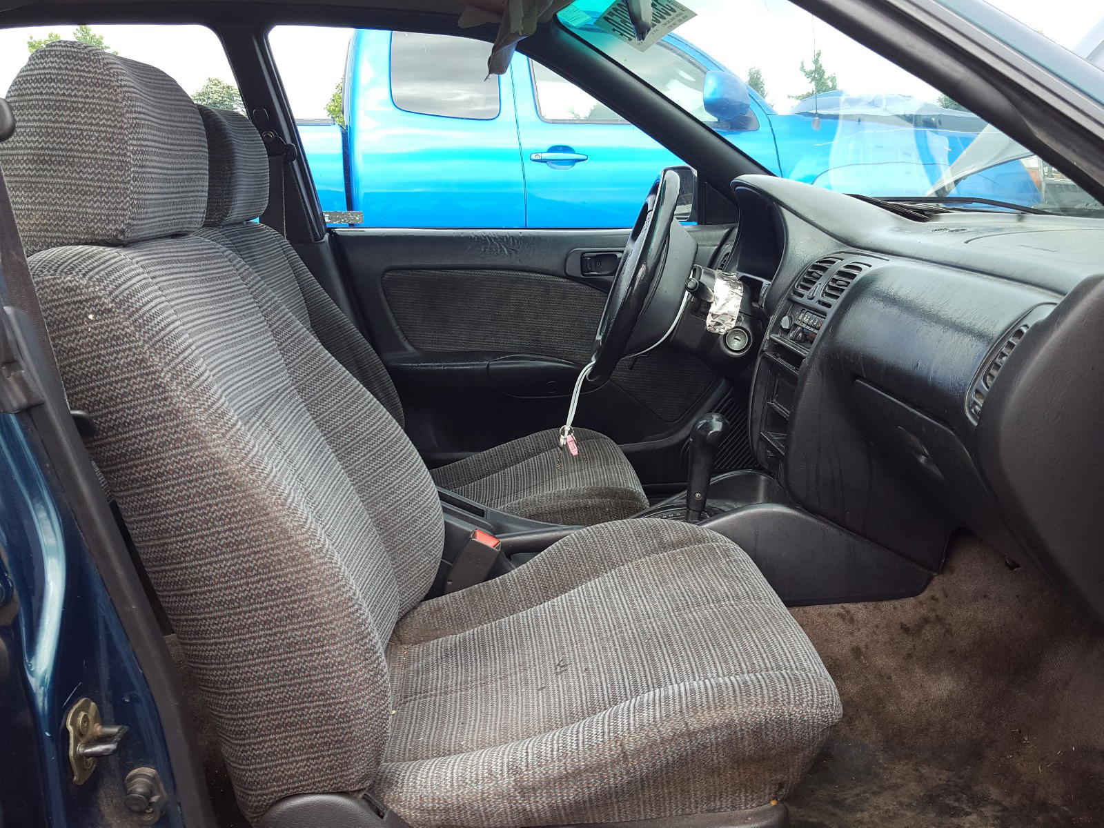 Photo 5 from auction – 1998 SUBARU LEGACY L with VIN 4S3BD4353W7205579