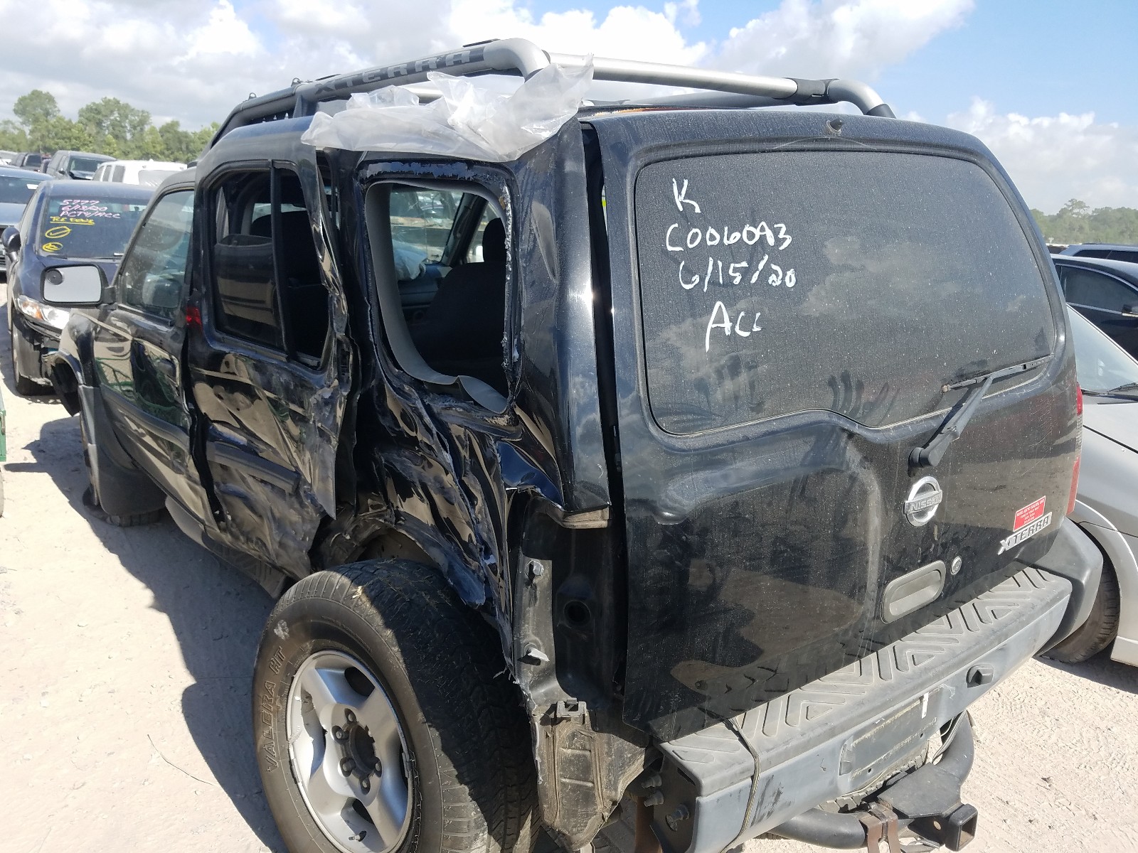 Photo 3 from auction – 2002 NISSAN XTERRA XE with VIN 5N1ED28Y22C596144