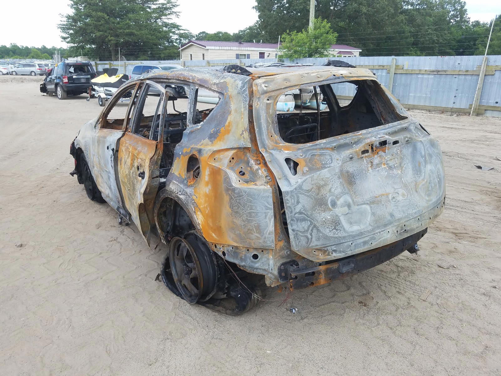 Photo 3 from auction – 2017 TOYOTA RAV4 LE with VIN 2T3BFREV6HW646523