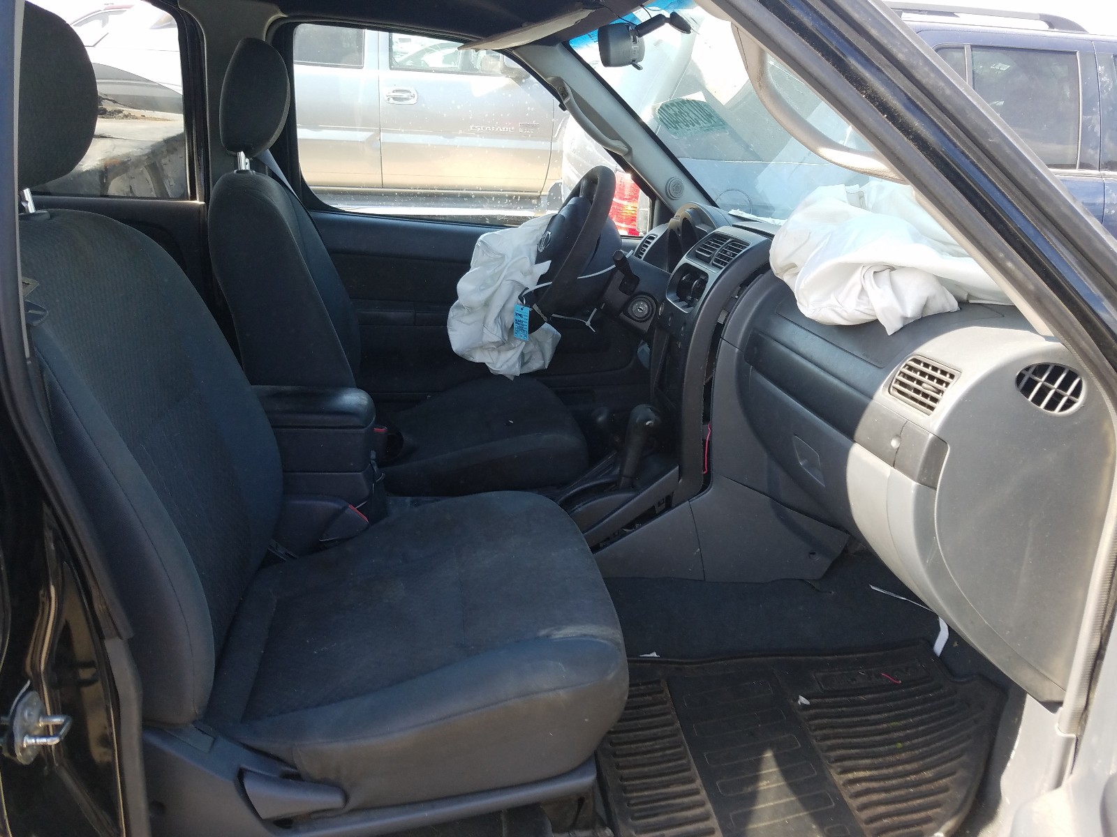 Photo 5 from auction – 2002 NISSAN XTERRA XE with VIN 5N1ED28Y22C596144
