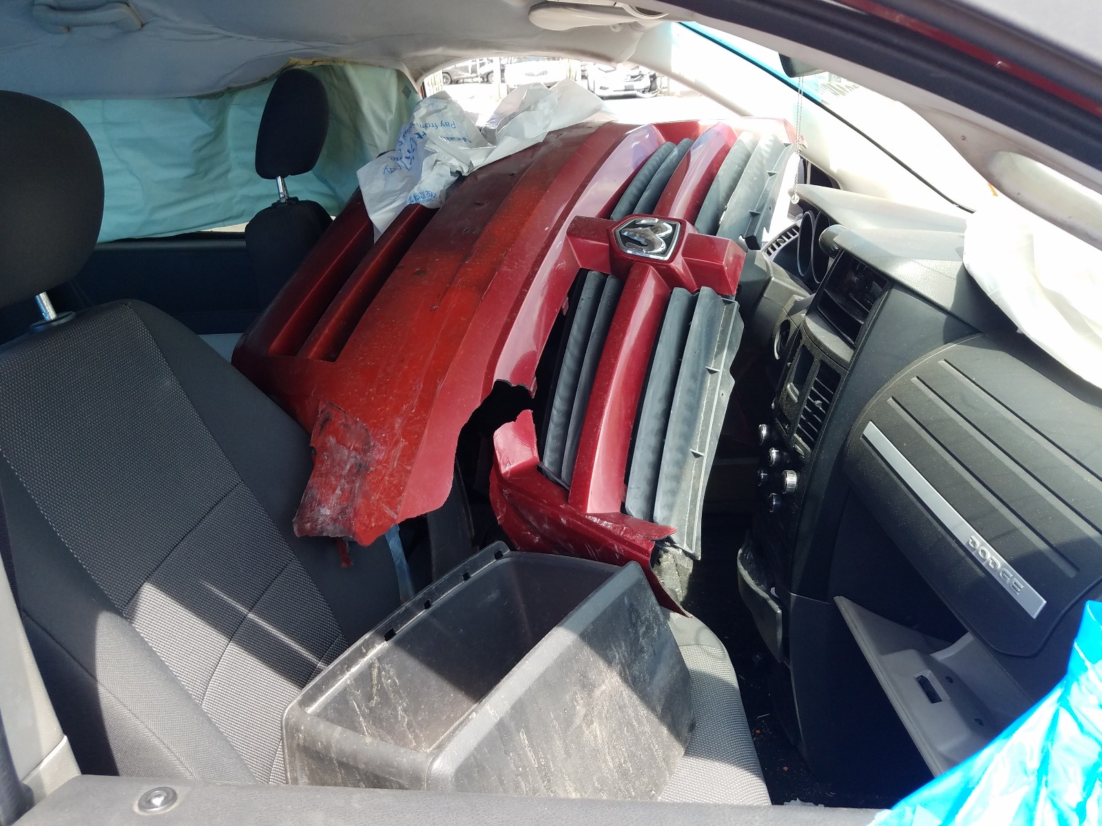 Photo 5 from auction – 2008 DODGE GRAND CARA with VIN 2D8HN44H28R705896
