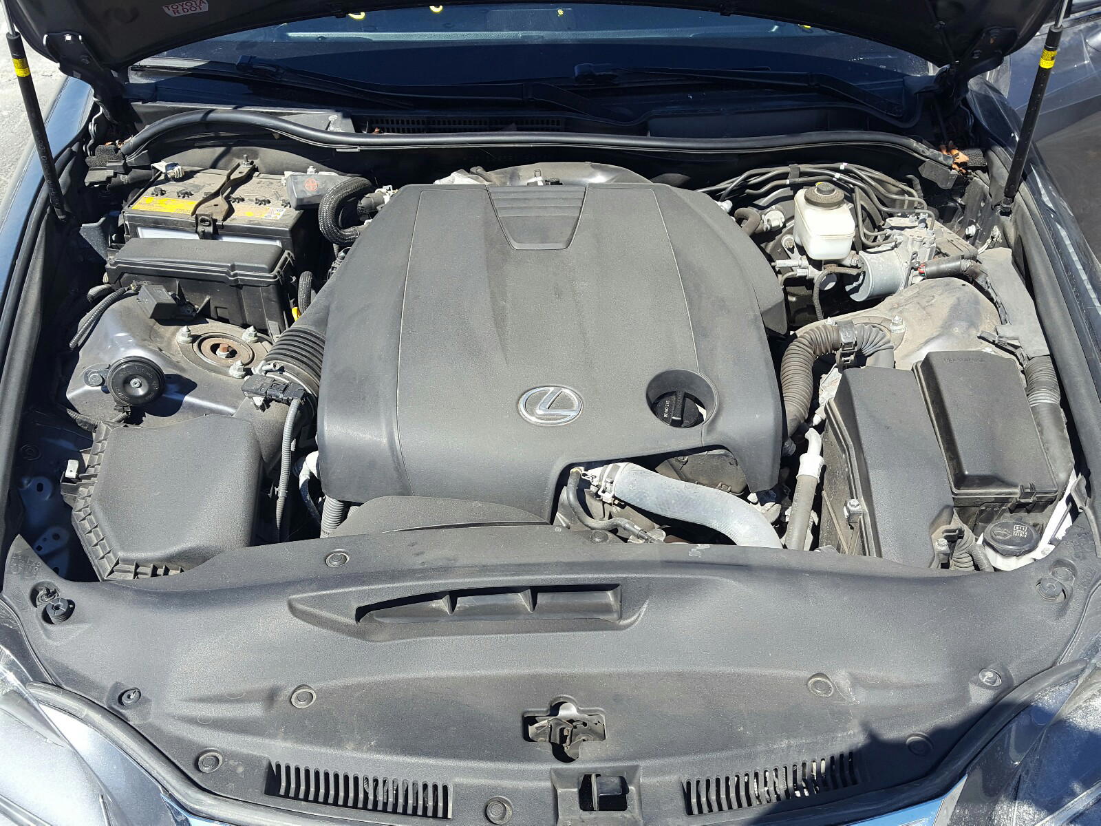 Photo 7 from auction – 2014 LEXUS IS 250 with VIN JTHCF1D26E5015236
