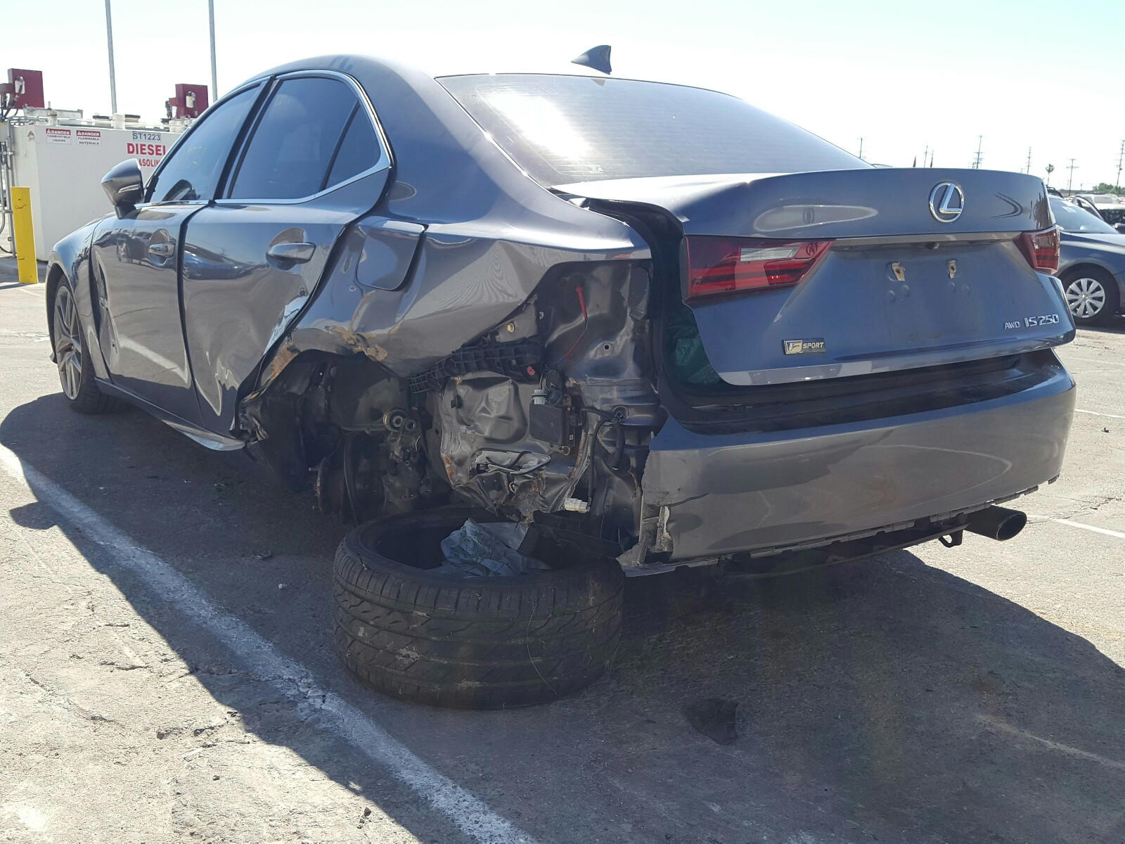 Photo 3 from auction – 2014 LEXUS IS 250 with VIN JTHCF1D26E5015236