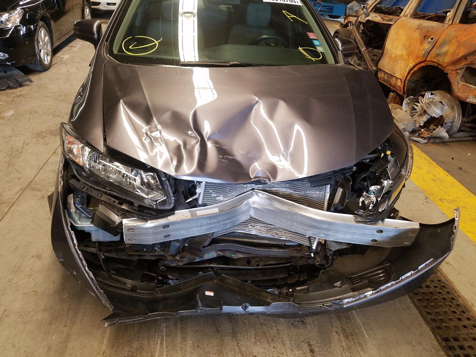 Photo 9 from auction – 2015 HONDA CIVIC LX with VIN 19XFB2F59FE105252