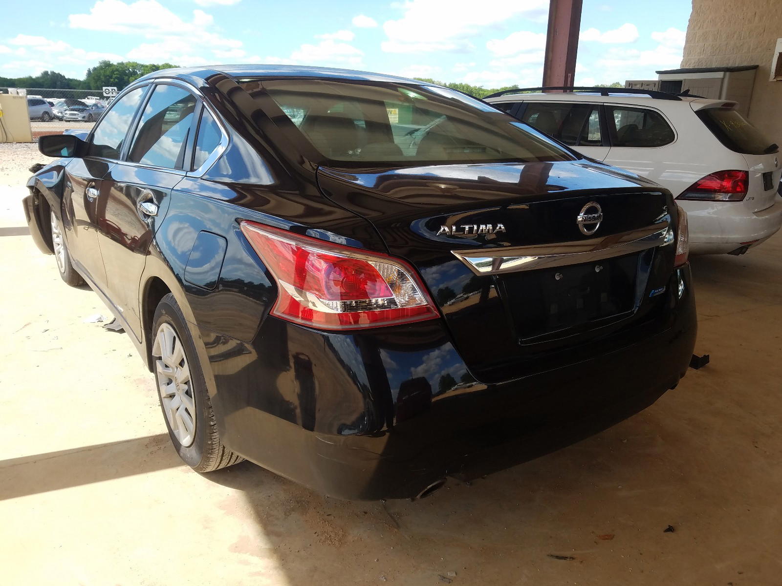 Photo 3 from auction – 2013 NISSAN ALTIMA 2.5 with VIN 1N4AL3AP1DN490889