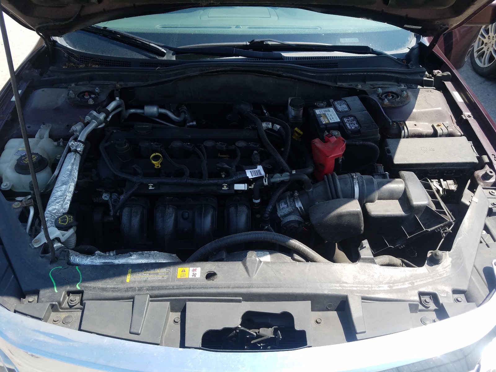 Photo 7 from auction – 2011 FORD FUSION SE with VIN 3FAHP0HA8BR208650