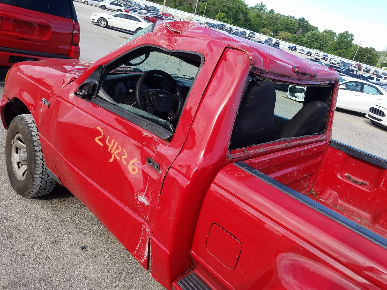 Photo 9 from auction – 2004 FORD RANGER with VIN 1FTYR10U04PA27617