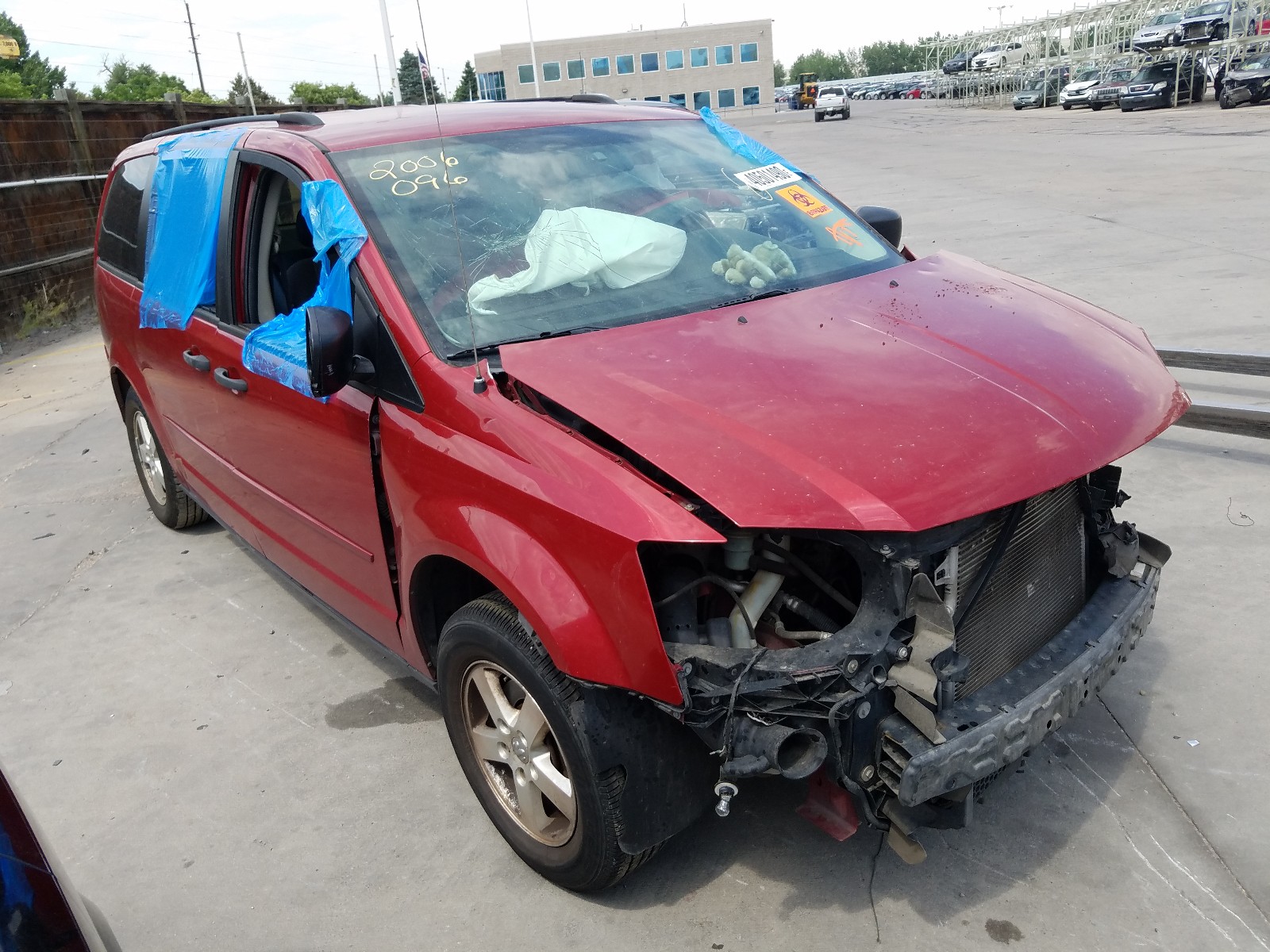 Photo 1 from auction – 2008 DODGE GRAND CARA with VIN 2D8HN44H28R705896