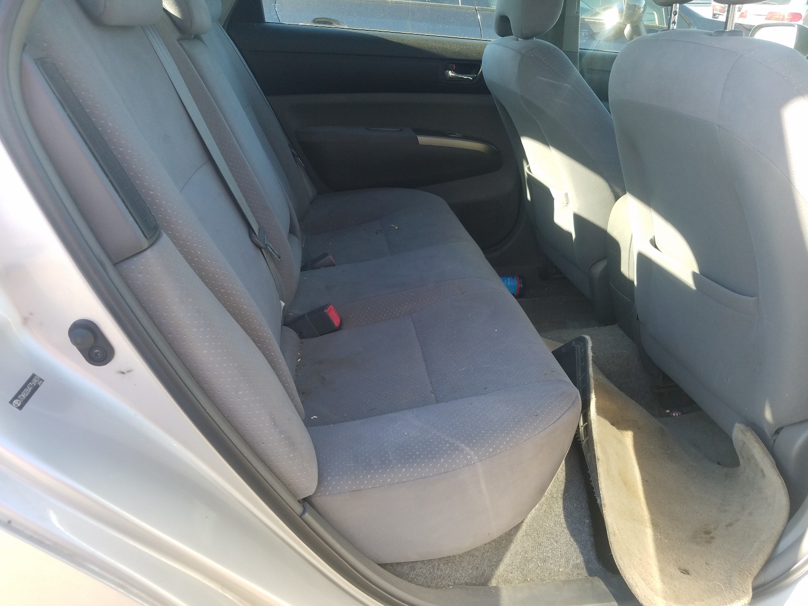 Photo 6 from auction – 2007 TOYOTA PRIUS with VIN JTDKB20U477569839