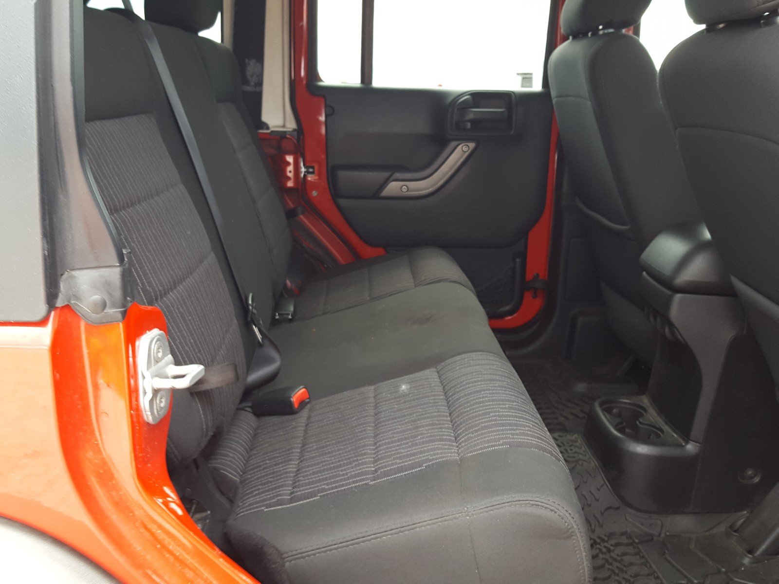 Photo 6 from auction – 2012 JEEP WRANGLER U with VIN 1C4BJWDG7CL158001