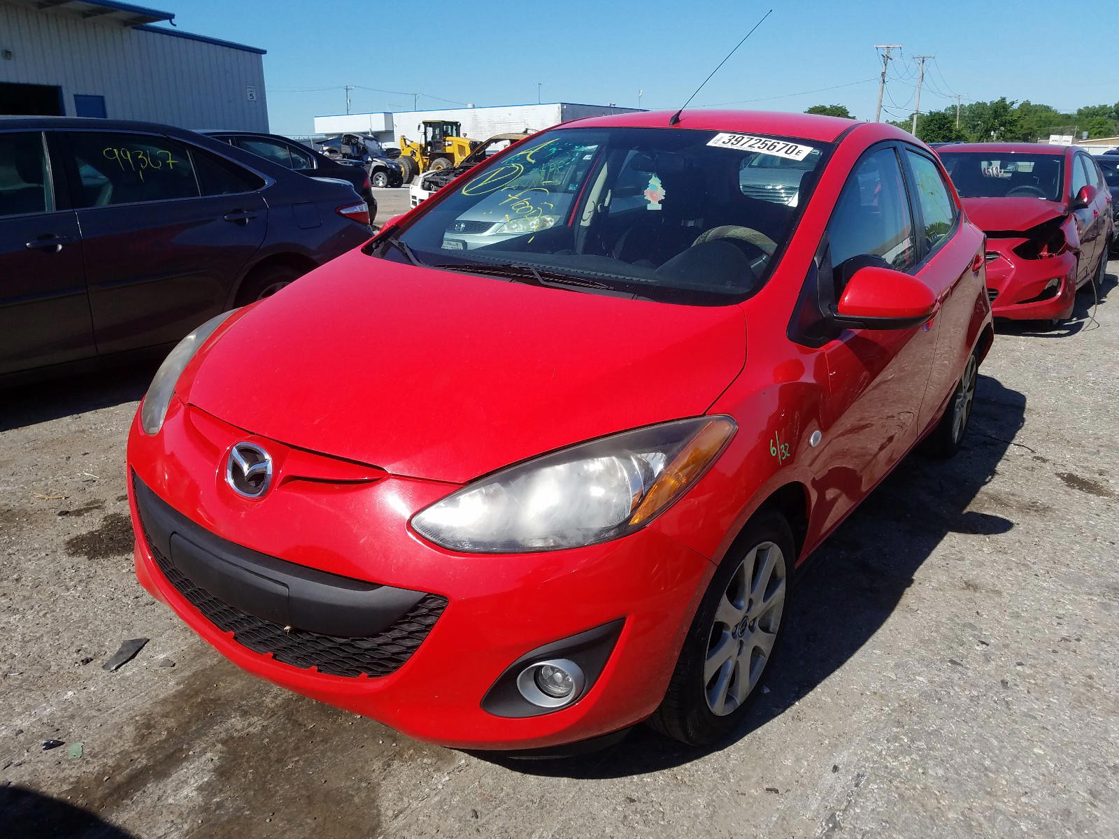 Photo 2 from auction – 2013 MAZDA MAZDA2 with VIN JM1DE1LY8D0160403