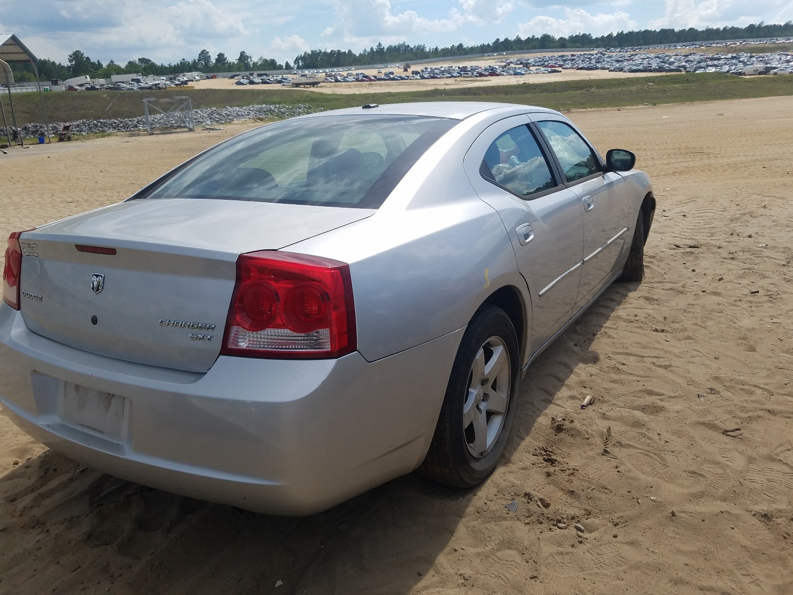 Photo 4 from auction – 2010 DODGE CHARGER SX with VIN 2B3CA3CV6AH3077Q7