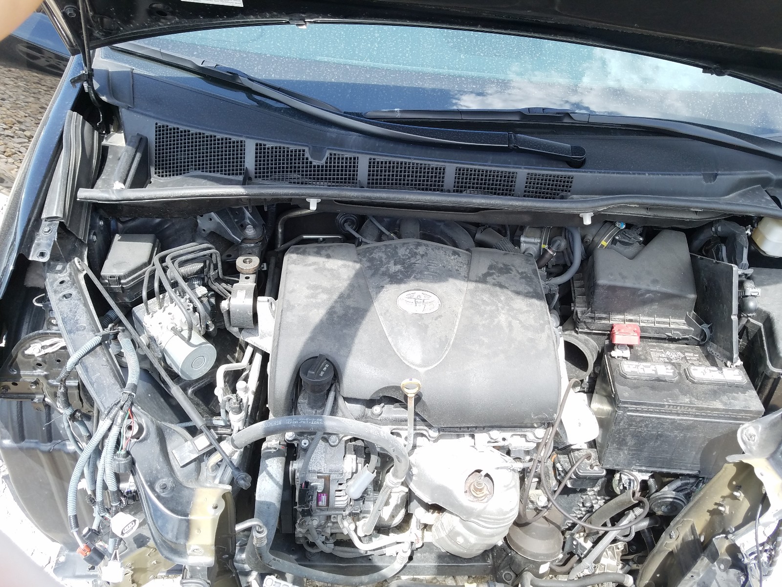Photo 7 from auction – 2017 TOYOTA SIENNA XLE with VIN 5TDDZ3DCXHS185616