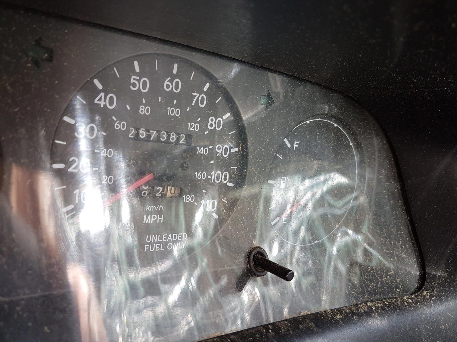 Photo 8 from auction – 1996 TOYOTA COROLLA DX with VIN 2T1BB02EXTC164930