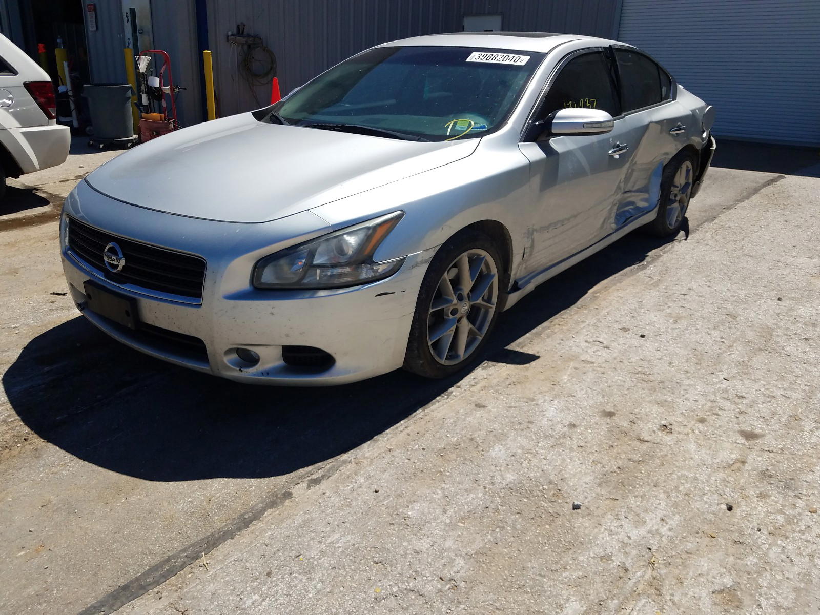 Photo 2 from auction – 2011 NISSAN MAXIMA S with VIN 1N4AA5AP7BC829990